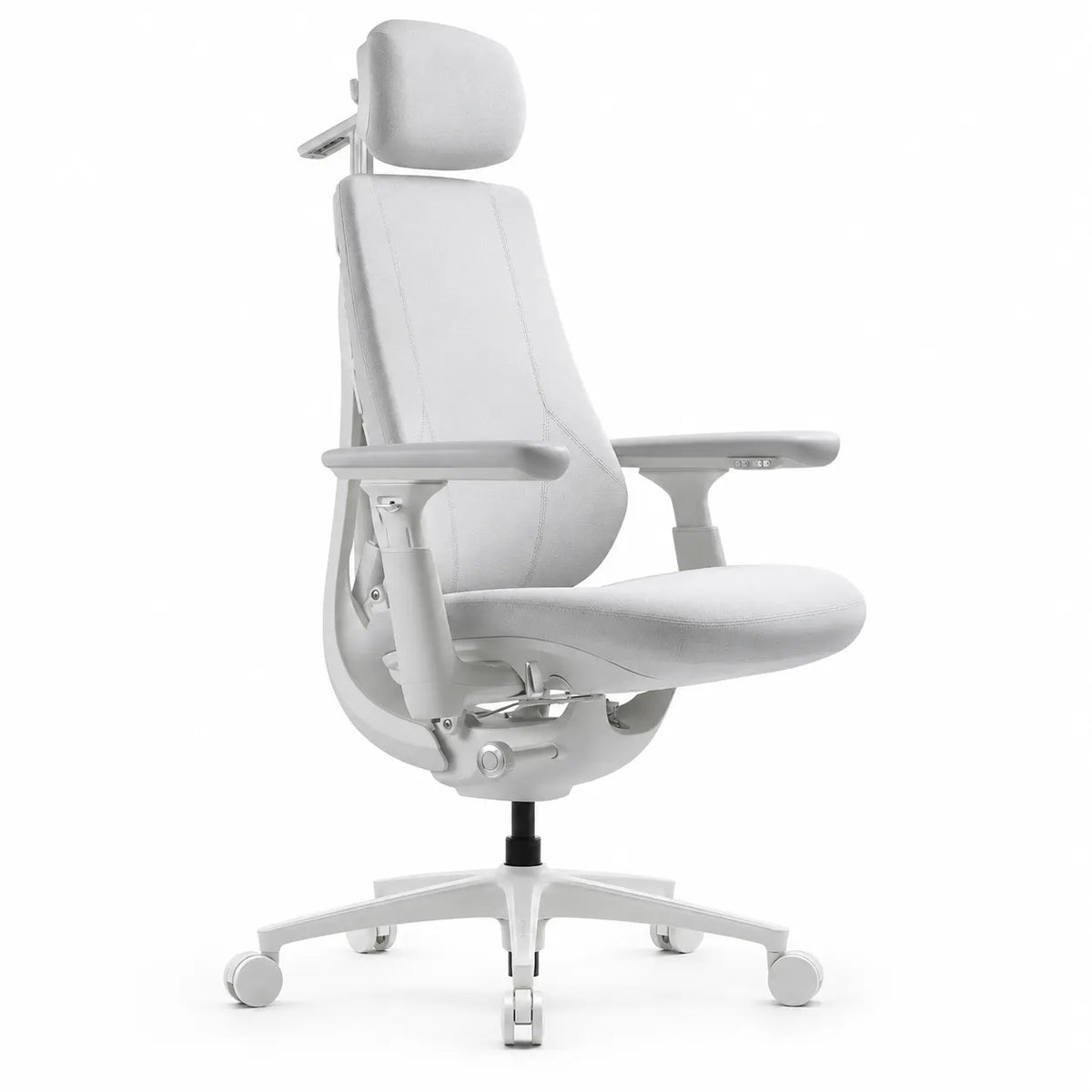 Dynamic AirFlow Ergonomic Chair – Larger sizes offer greater comfort